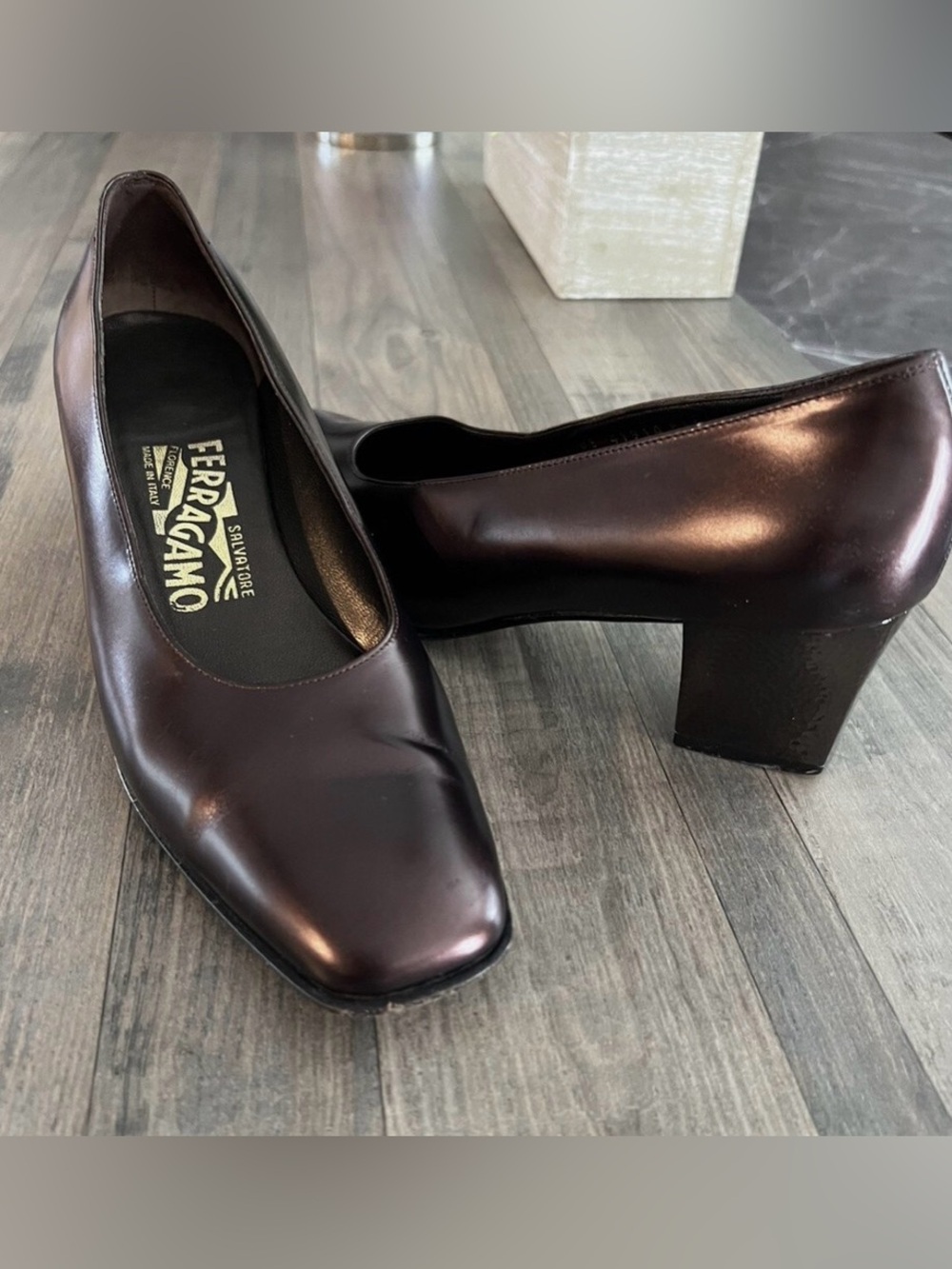 Salvatore Ferragamo Iridescent Purple Leather Mid-Heel Pumps